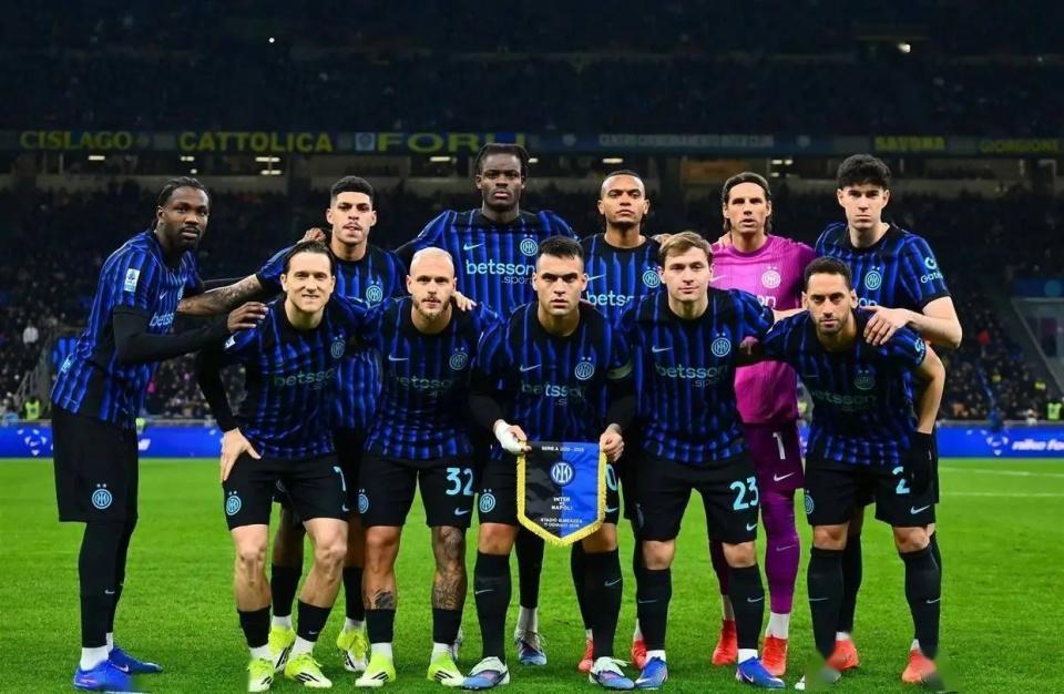 乐鱼体育登陆入口-制造轰动效应！橡树资本想为国米签一名超巨 选择有限谁更有可能