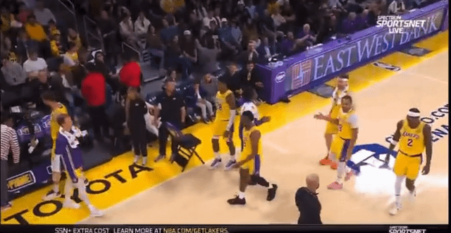 乐鱼体育线上网站-雷迪克喊暂停后，范德彪当场掀桌：你针对我？